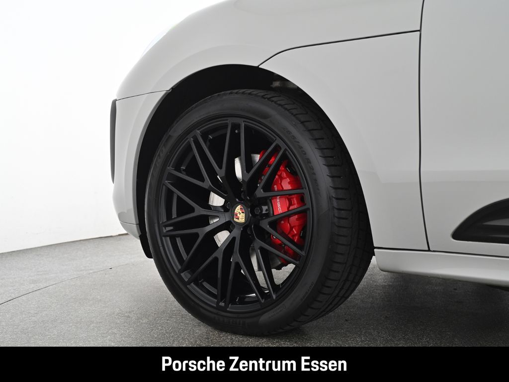PORSCHE Macan 2022