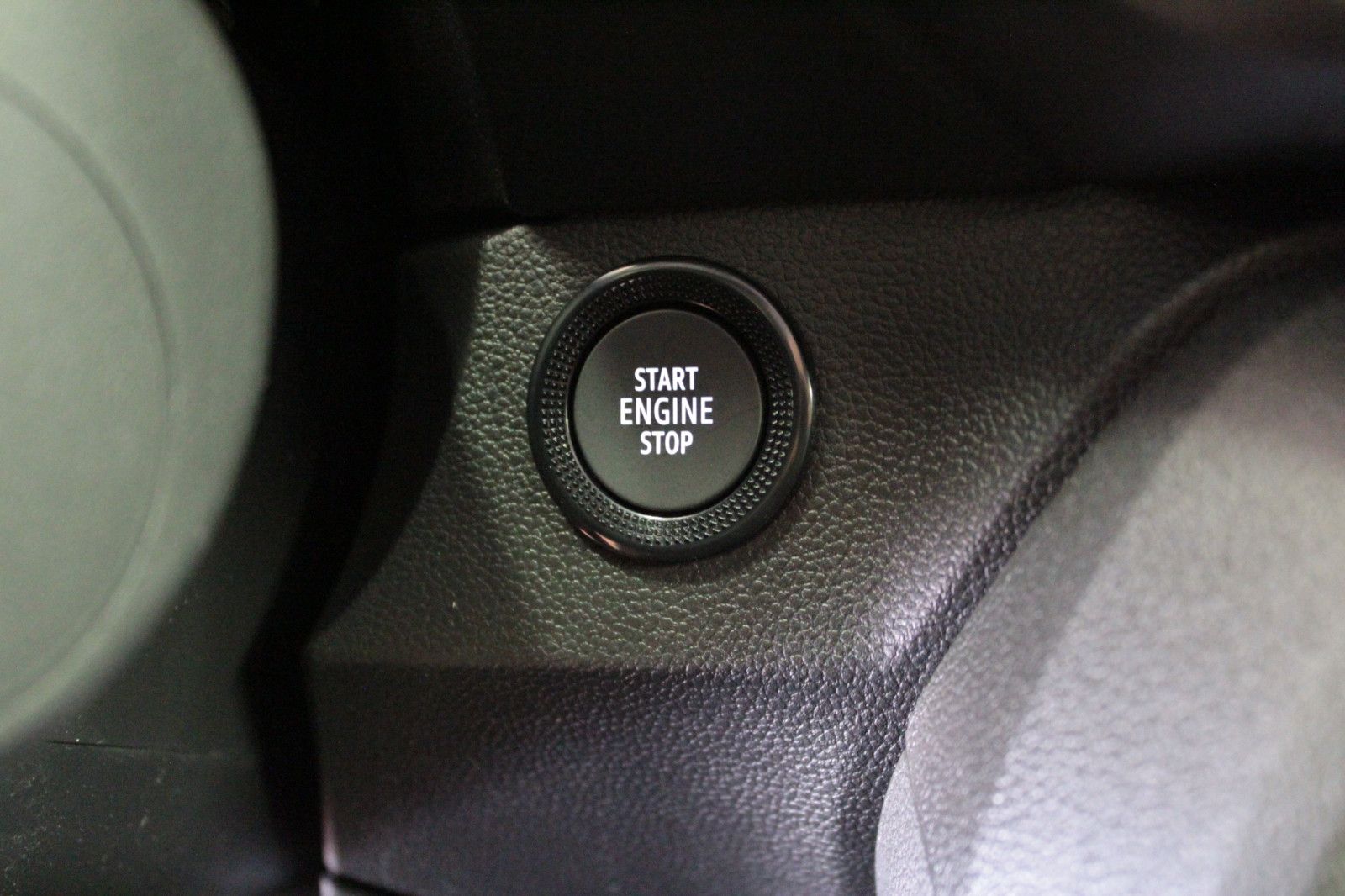 Fahrzeugabbildung Dacia Sandero TCe 90 auto Journey *Komfort-Paket*Sitzh