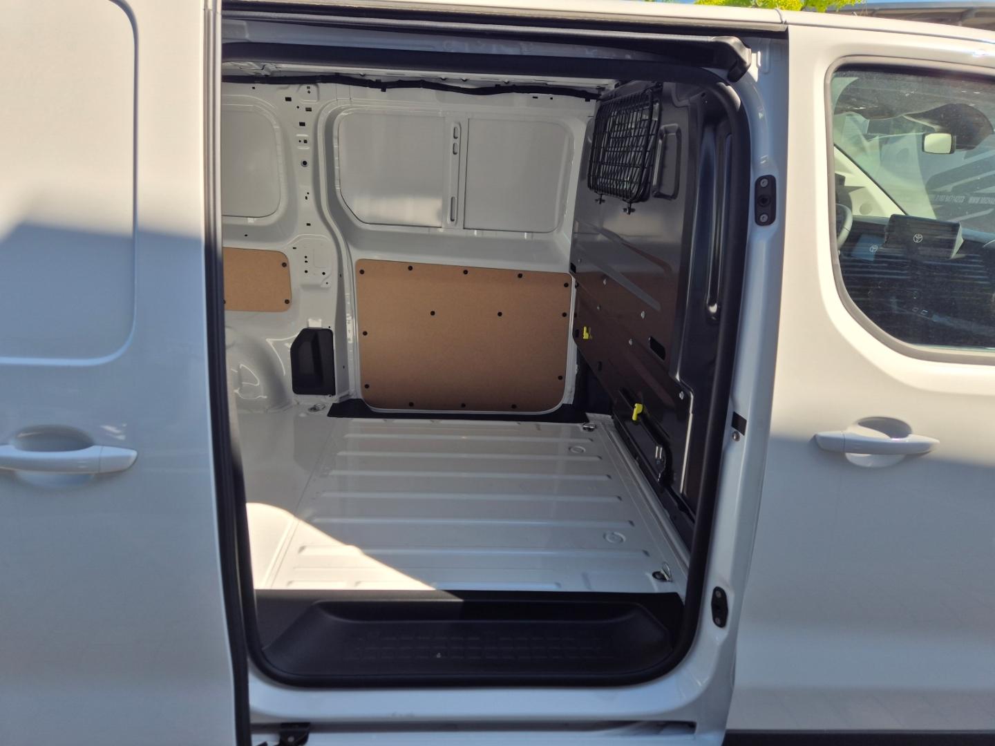 Toyota Proace 2.2 l Diesel Kasten L2 4-türig Select