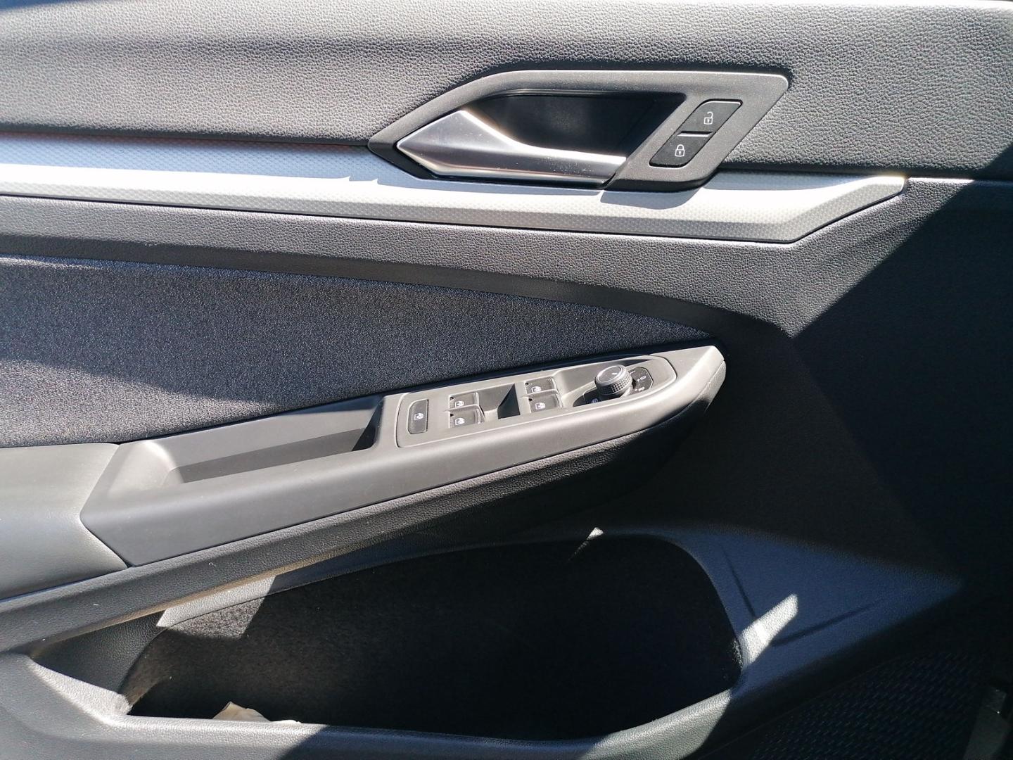 Volkswagen Golf Variant VIII LED Navi Klima LenkHzg. Shz Ca, миниатюра 21