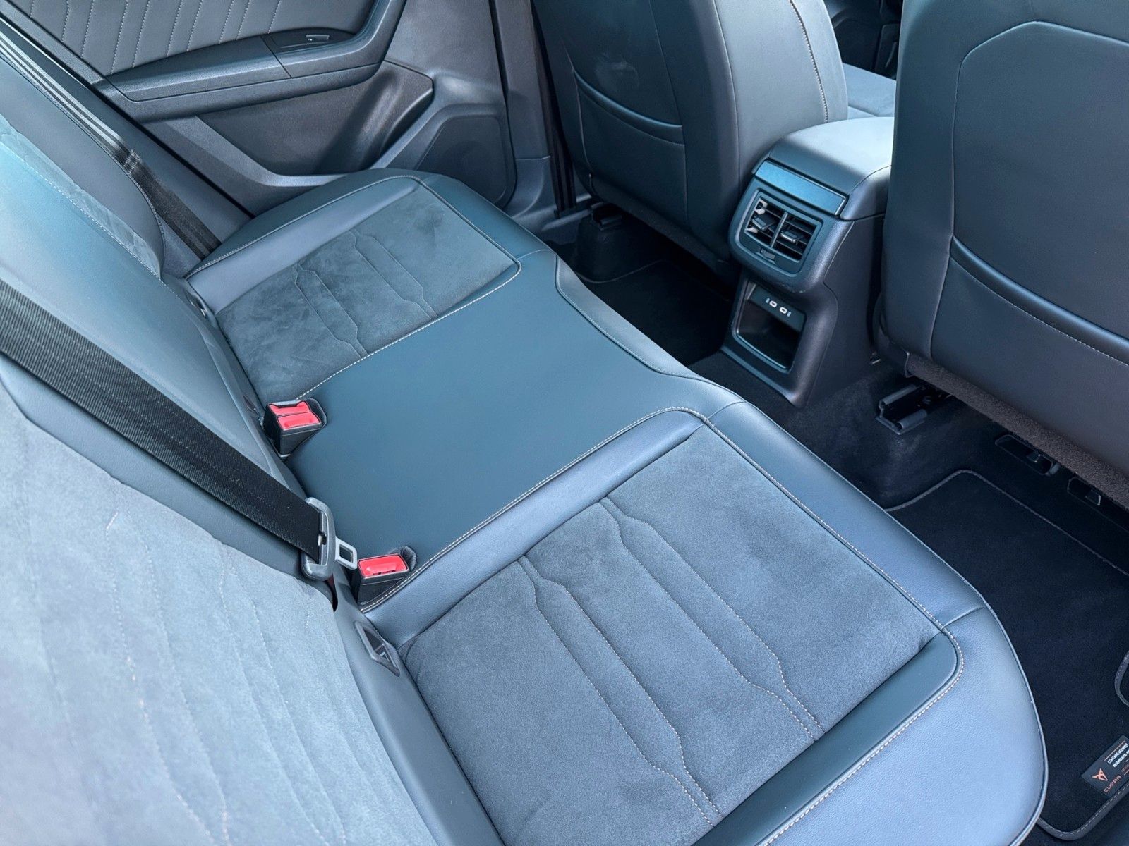 Fahrzeugabbildung CUPRA Ateca 1.5 TSI