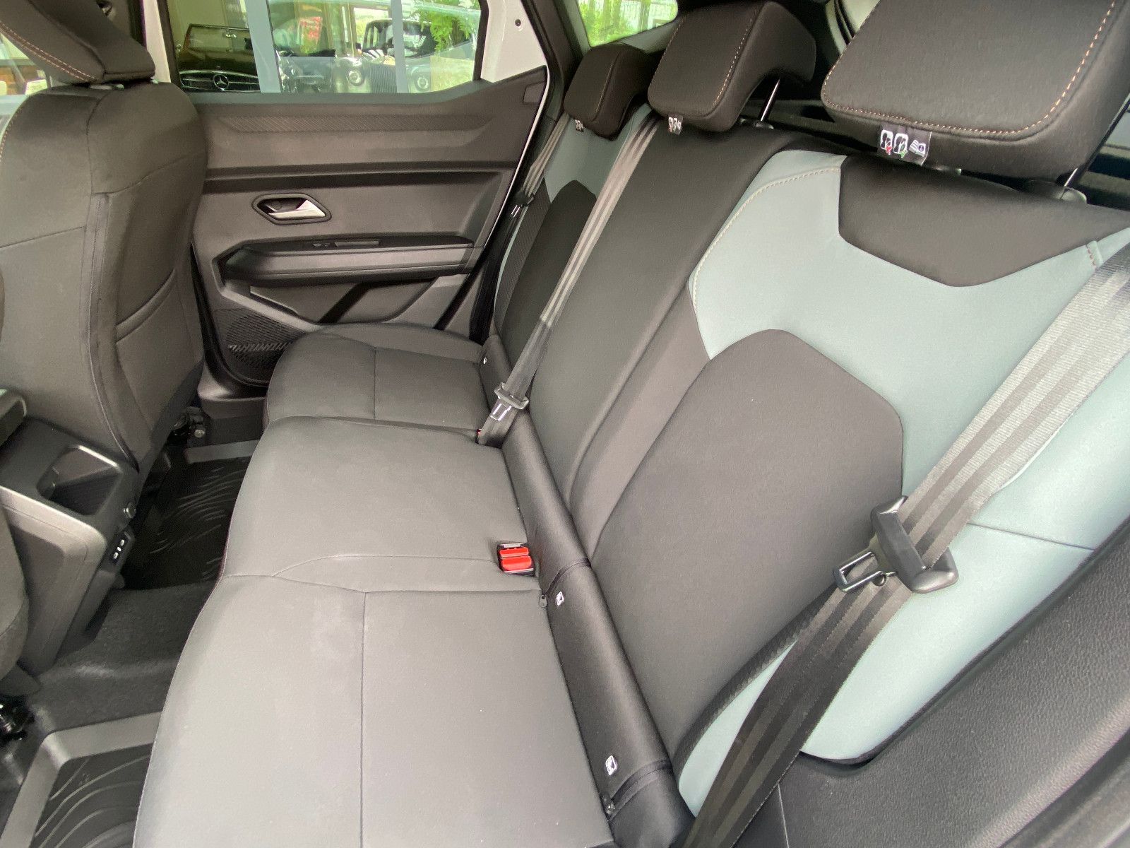 Fahrzeugabbildung Dacia Dacia Duster 4x4 Extreme  TCE 130 AHK