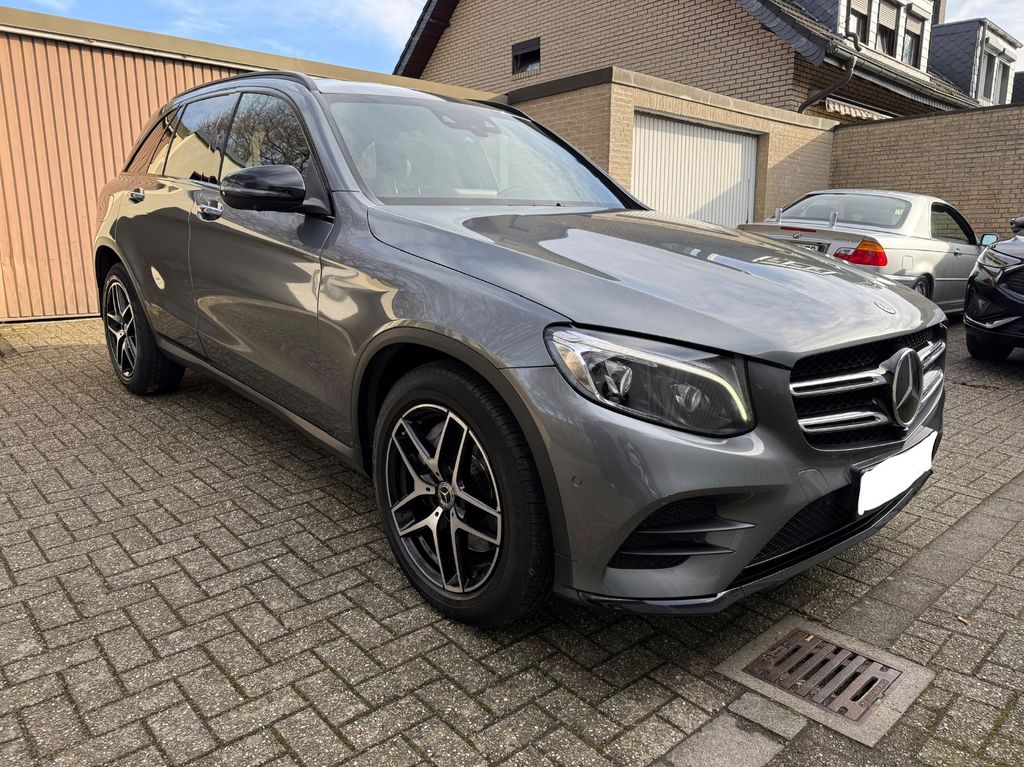 Image of Mercedes-Benz GLC 250