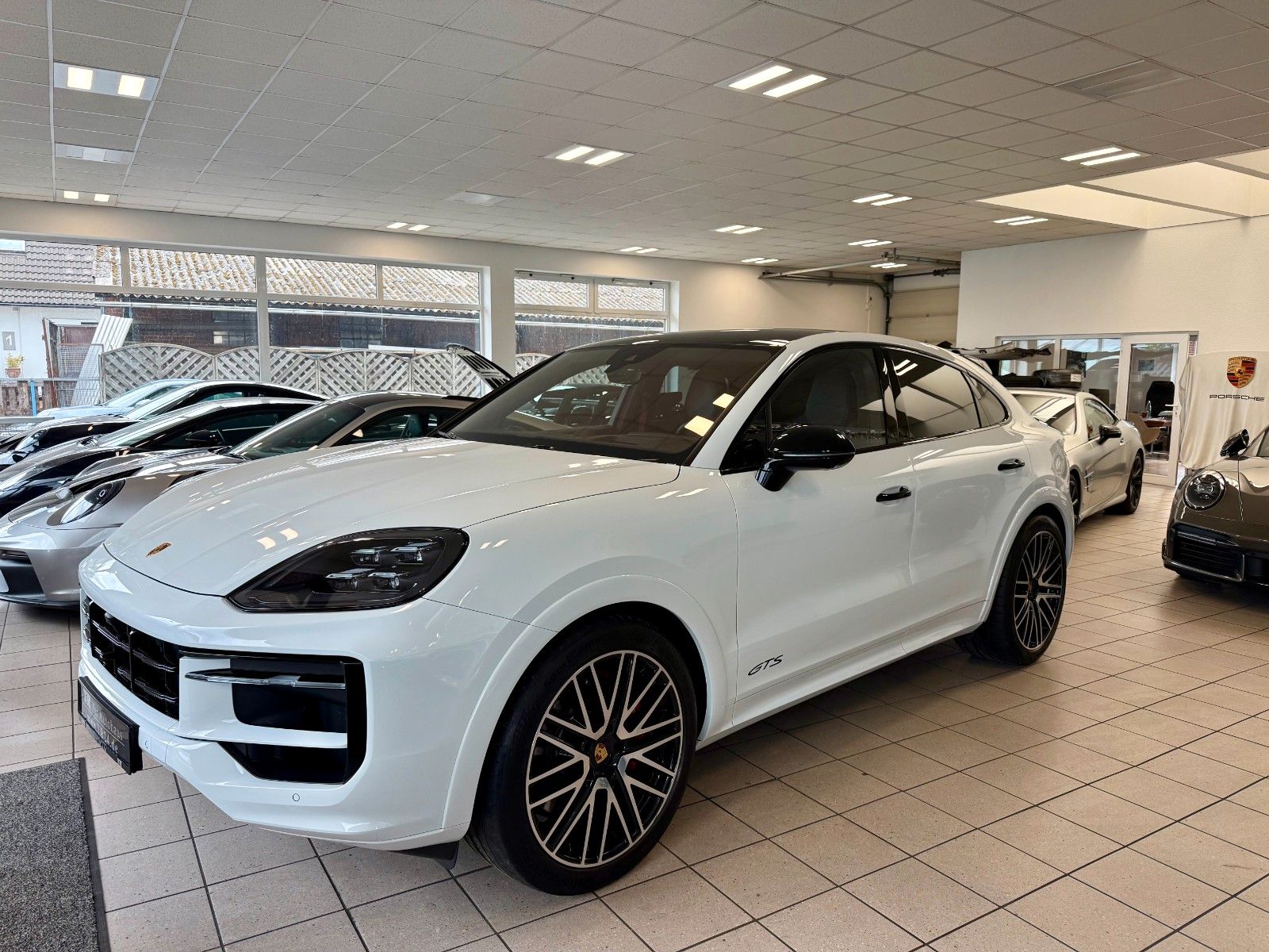 Fahrzeugabbildung Porsche Cayenne GTS Coupe SportDesign/AHK/ACC/HeadUp