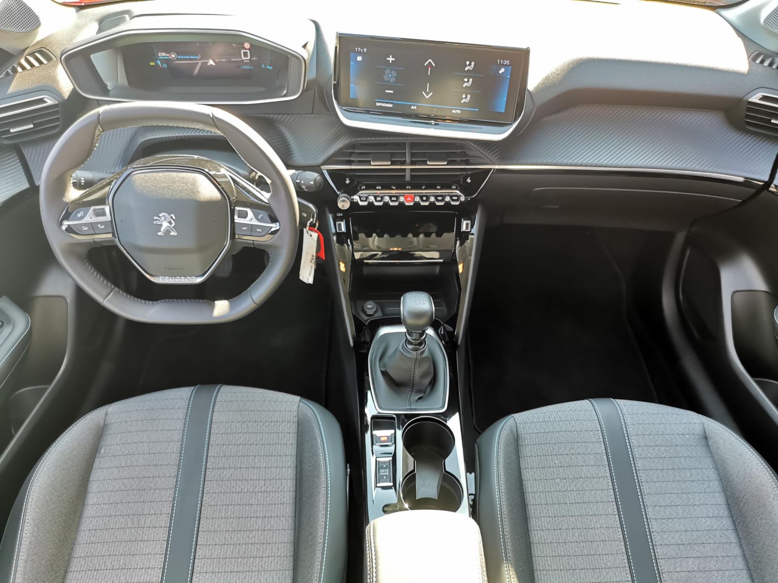 Fahrzeugabbildung Peugeot 208 Allure Pack*Sitzhzg*PDC hi+Cam*LED*Navi*