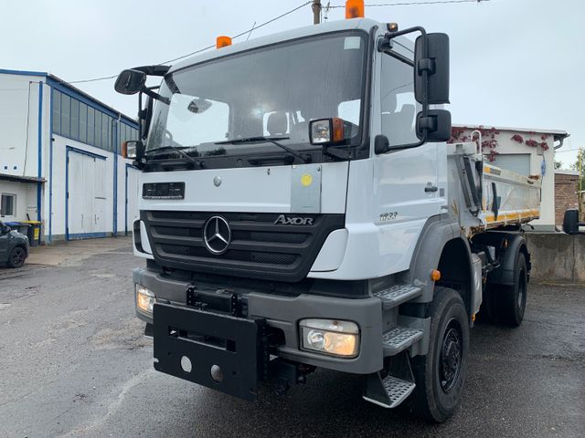 Mercedes-Benz Axor 1833  4x4  Meiller Kipper