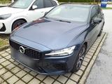 Volvo V60 T6 AWD R-Design LED Navi CarPlay Standhzg. - Volvo V60: Awd R Design