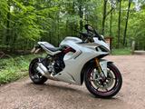 Ducati Supersport 950s