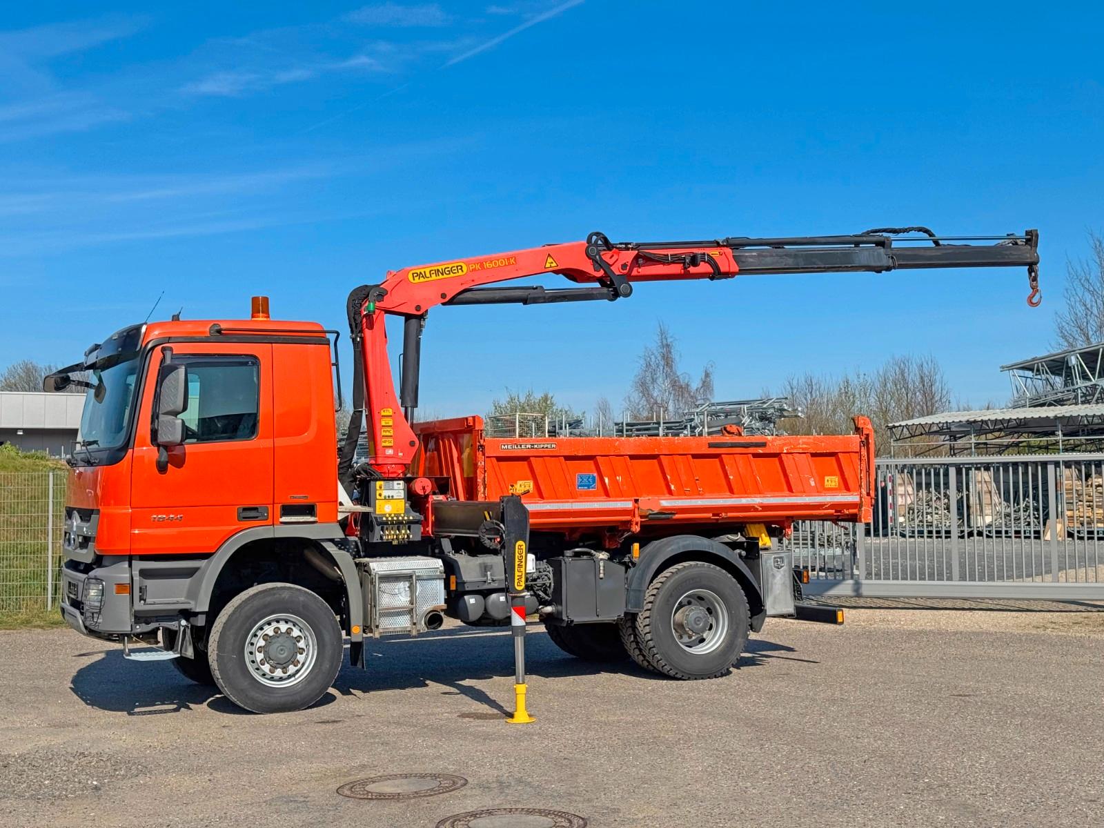 Mercedes-Benz 1844 4x4 Meiller 3S Bordmatik Palfinger PK16001K