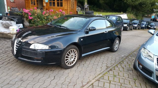 Alfa Romeo GT 2.0 ,GT  2 Hand,Tüv Neu ,Leder