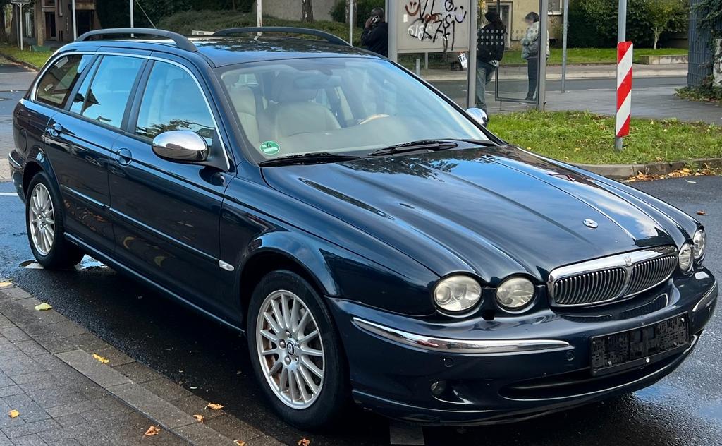 Jaguar X-Type