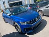 Volkswagen T-Roc   2,0  R 4Motion. PANORAMA - VW T-Roc Unfallwagen