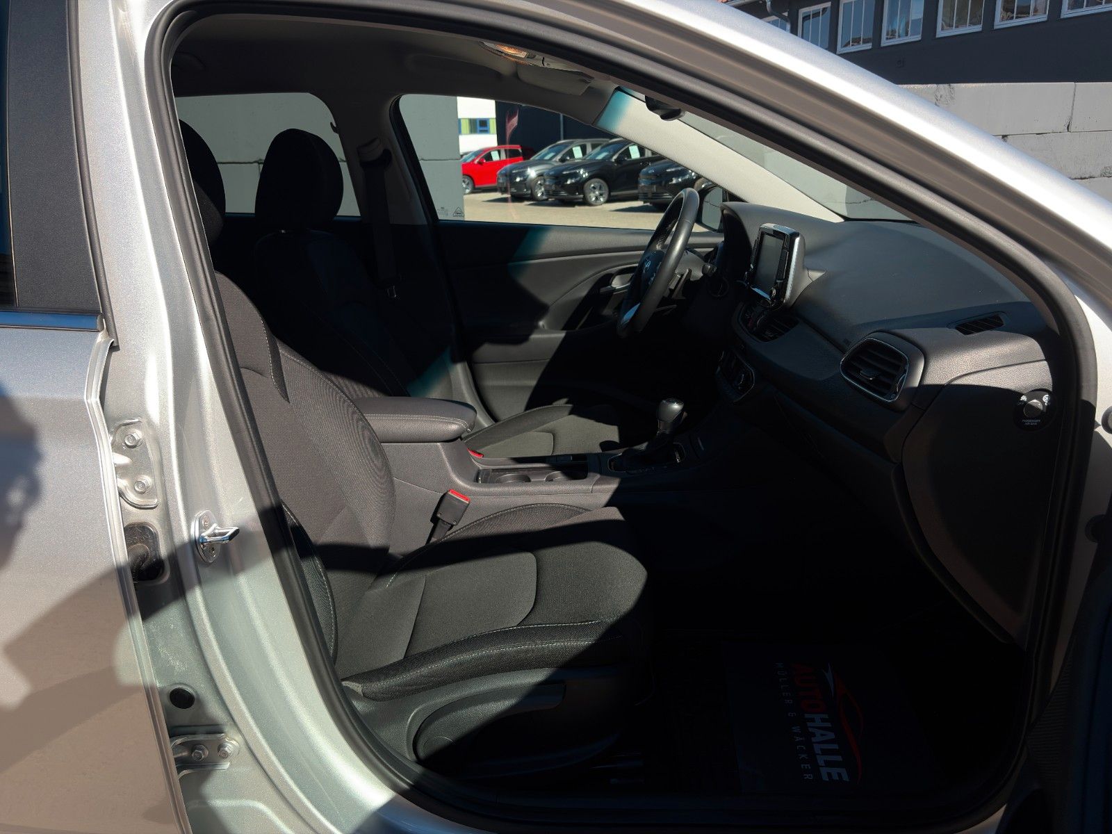 Fahrzeugabbildung Hyundai i30 1.4 T-GDI All Inclusive ACC CAM CarPlay