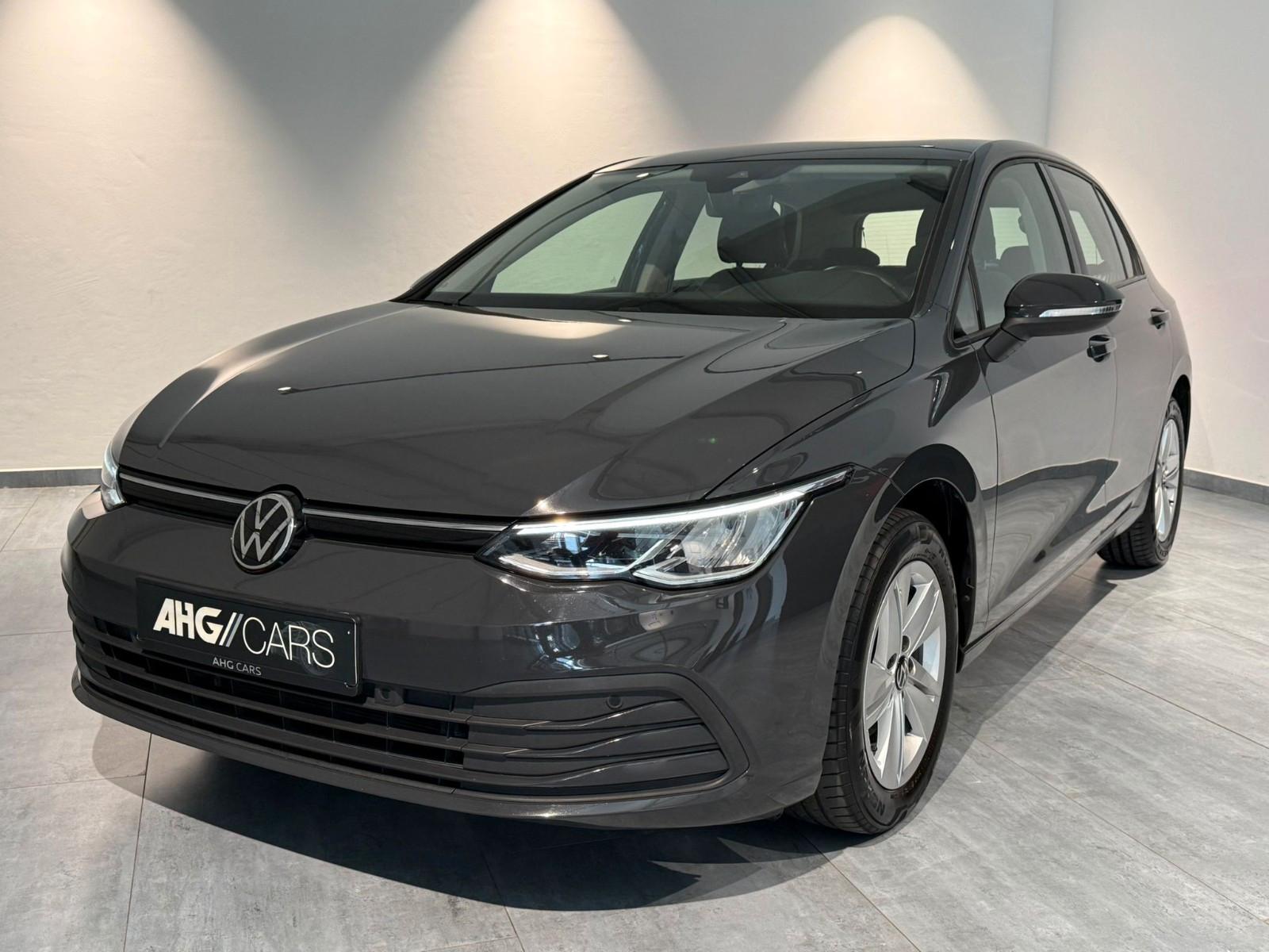 Volkswagen Golf 8 Lim. Life 2,0 TDI DSG*NAVI*LED*SHZ*1HAND*