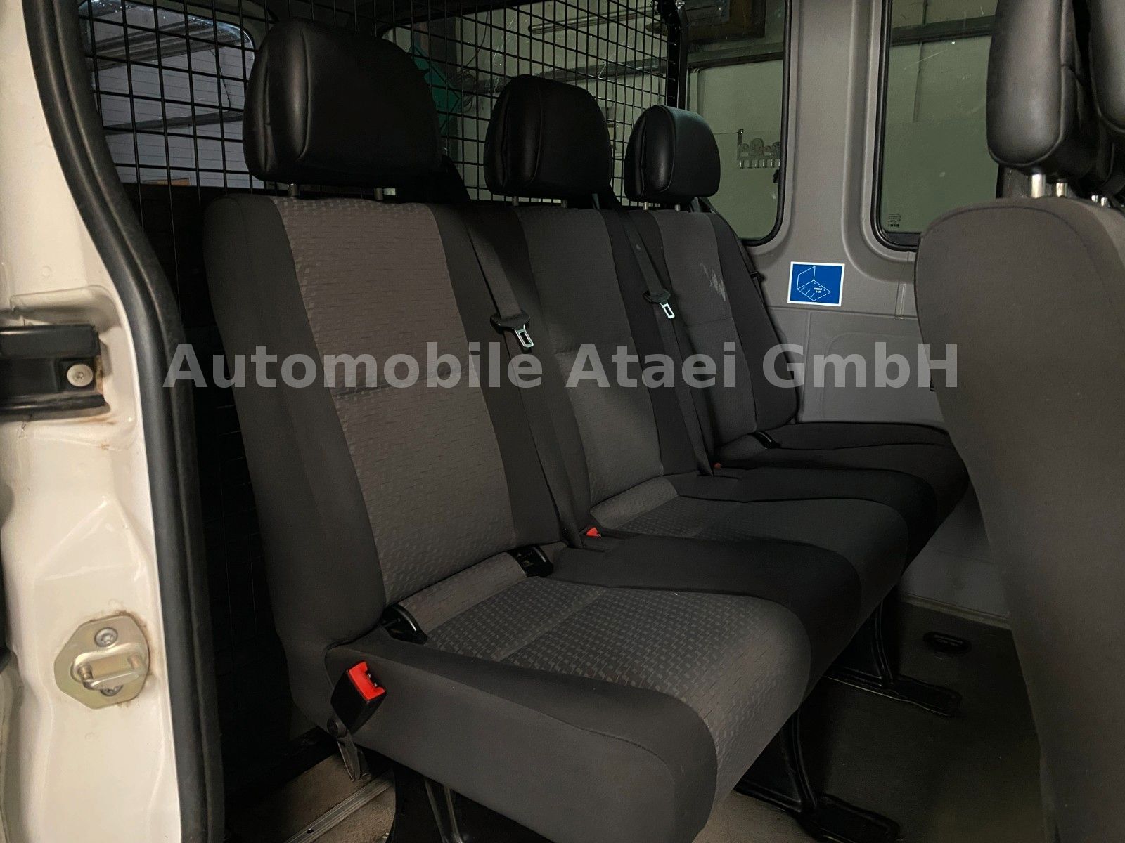 Fahrzeugabbildung Volkswagen Crafter Kombi 35 *8-Sitzer* STANDHEIZUNG (6902)