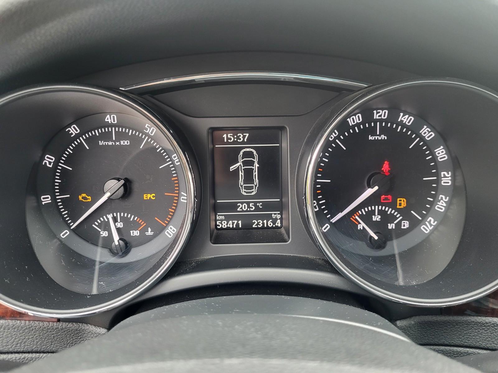 Skoda Superb 1.8 TSI Elegance, 60.000 km, Garagenwagen