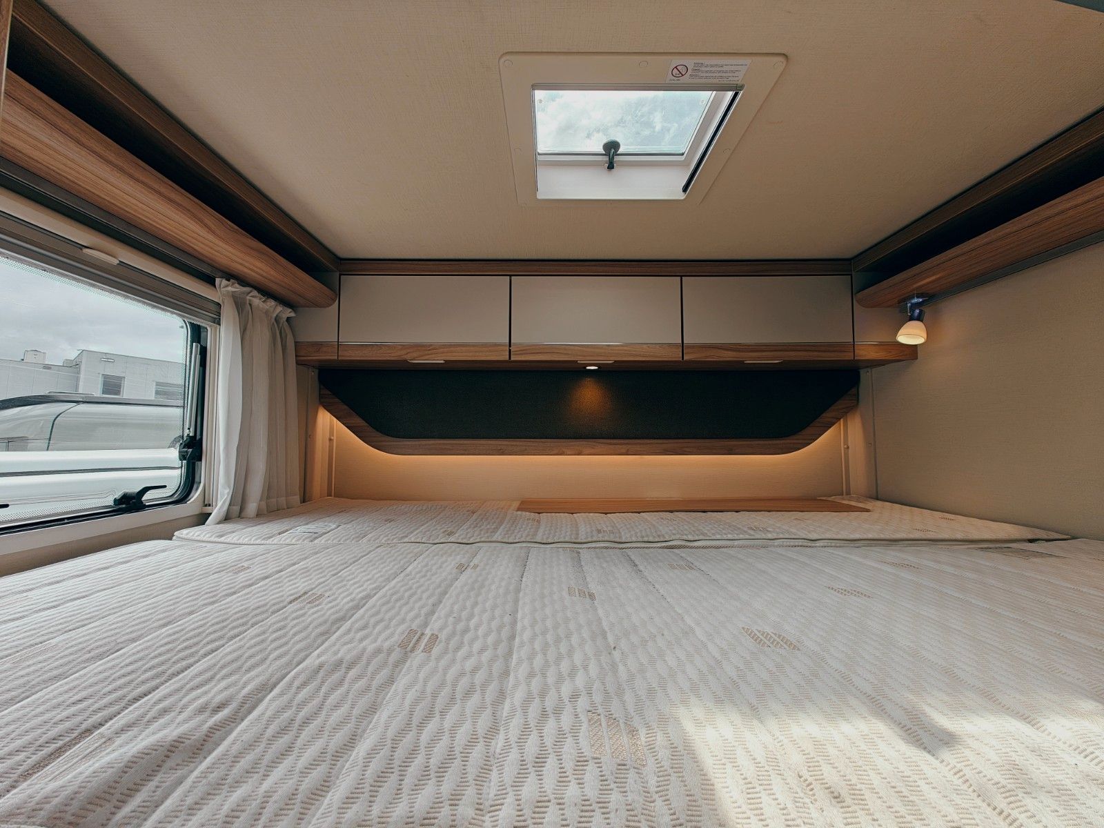 Fahrzeugabbildung HYMER / ERIBA / HYMERCAR ML - T 560 4x4 ALLRAD - AUS 1. HAND!