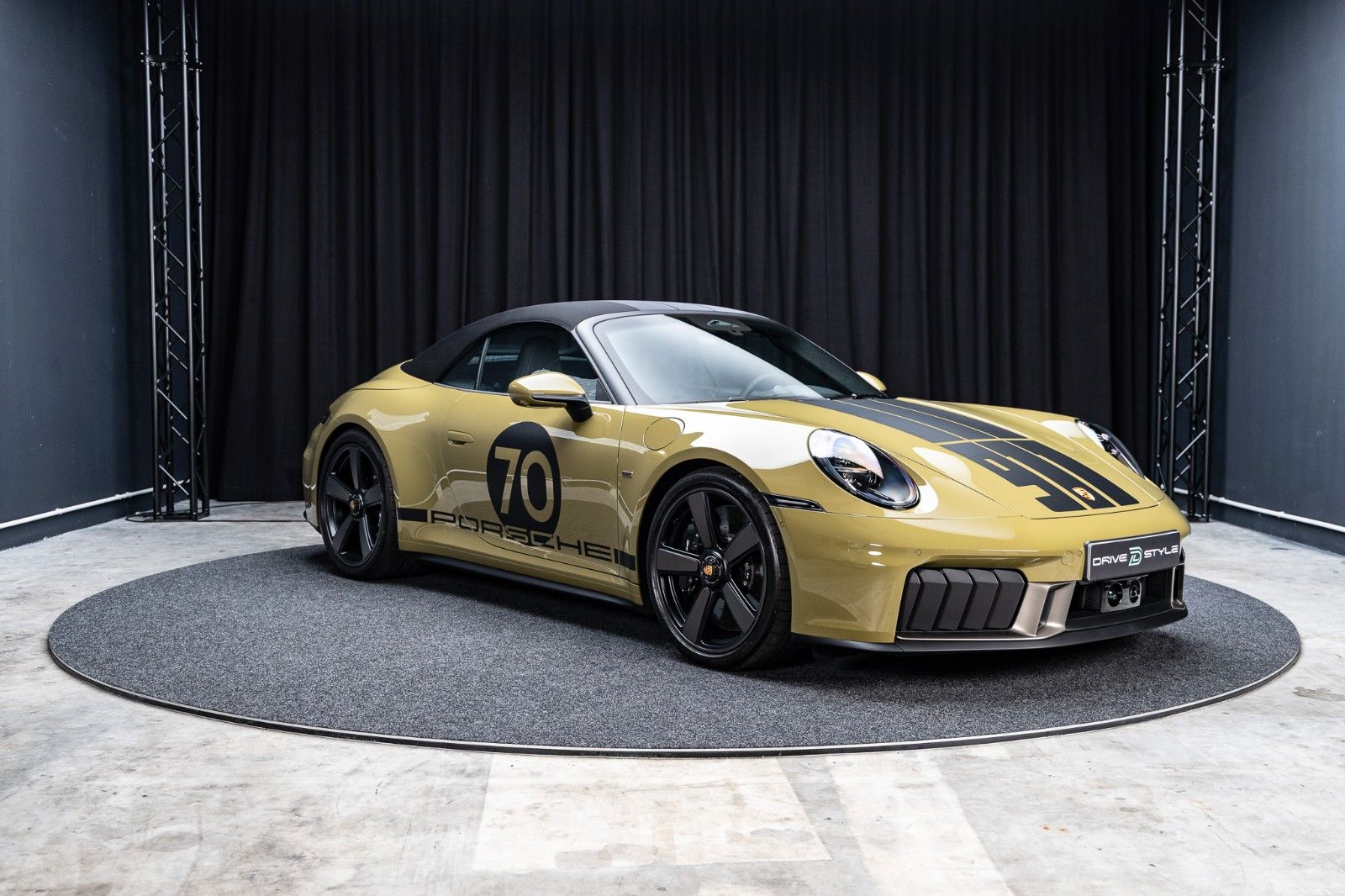Fahrzeugabbildung Porsche 992.2 GTS Cabrio Spirit 70 + PCCB + Burmester