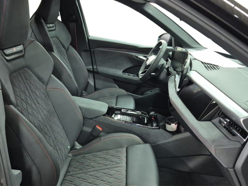 Audi e-tron - Bild 12