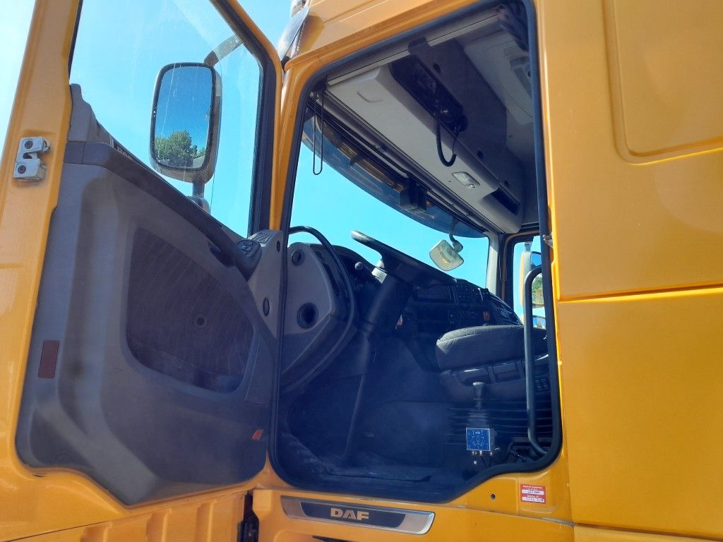 Fahrzeugabbildung DAF FT XF 530 SC PXP, 4x4, Kipphydraulik