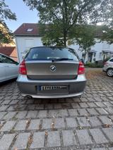 BMW 118 Baureihe 1 Lim. 118d - BMW 118 aus 2011: 118d