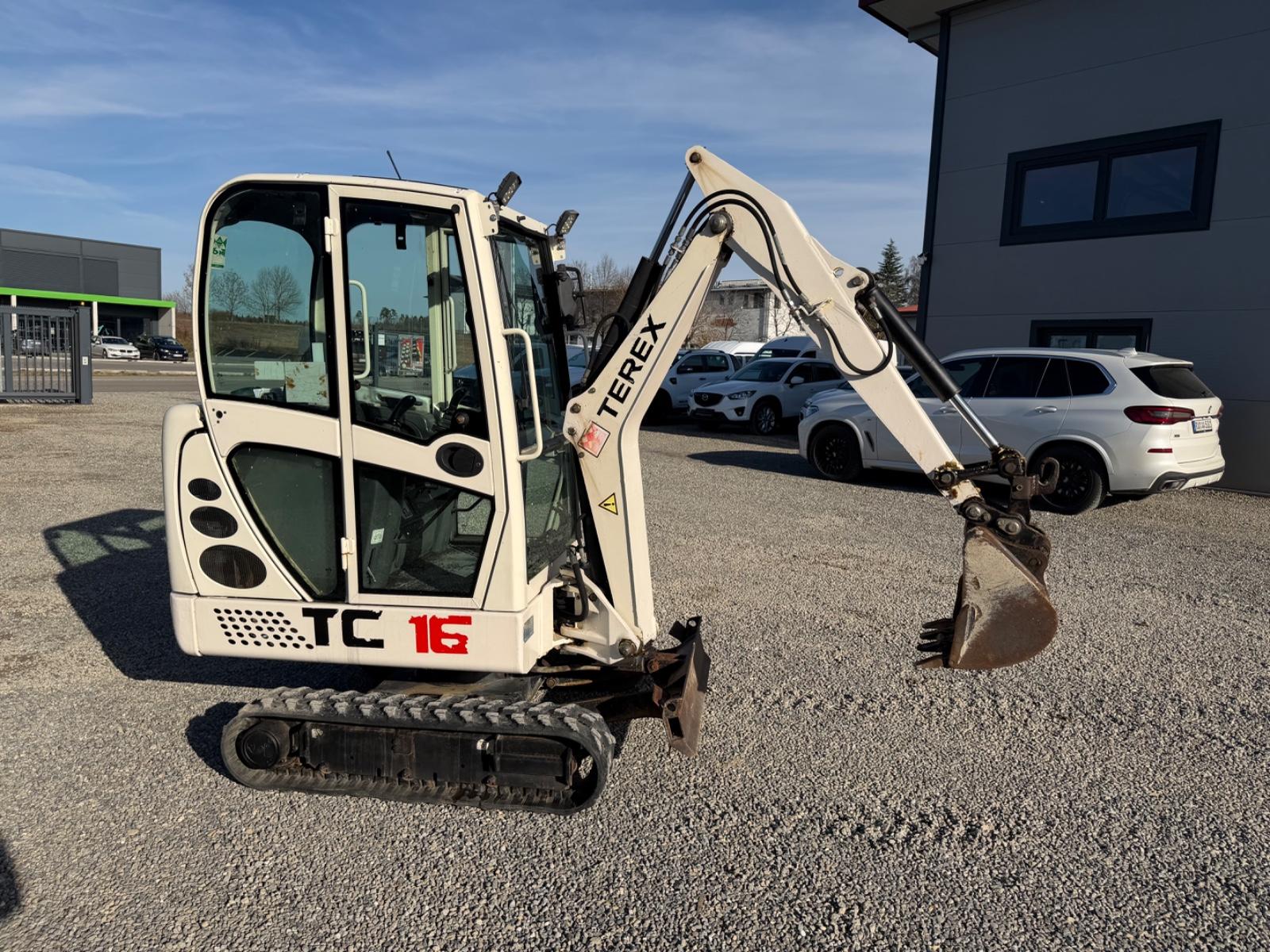 Terex Schaeff  TC  16