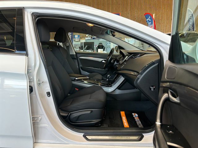 Hyundai i40 cw blue Trend *Navi*AHK*Klima*