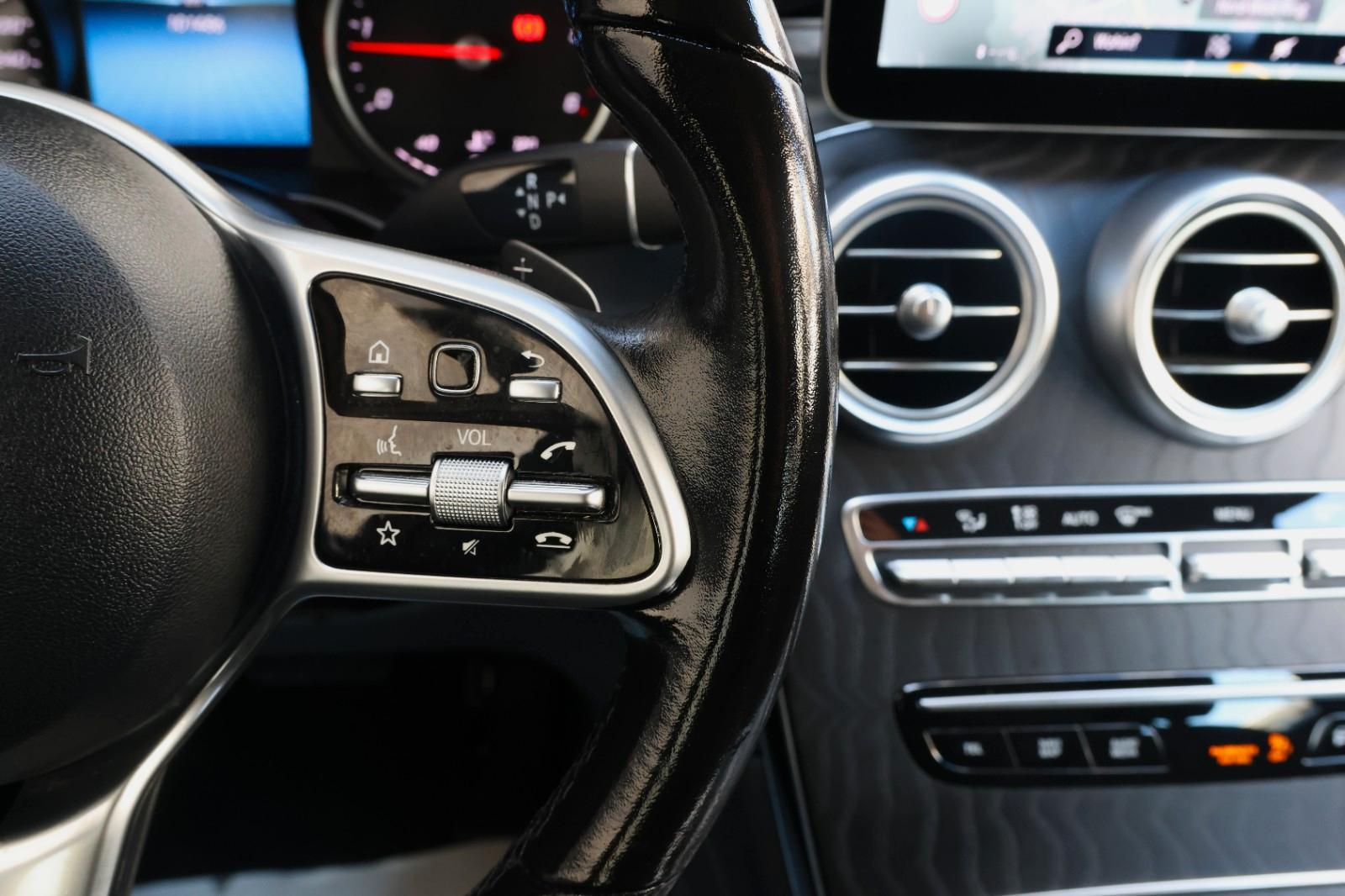 Mercedes-Benz GLC 300 d 4Matic 1Hand KAM MBUX LED TOT Verkzerk