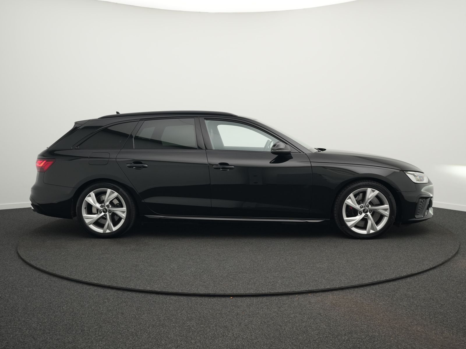 Audi S4 - Bild 9