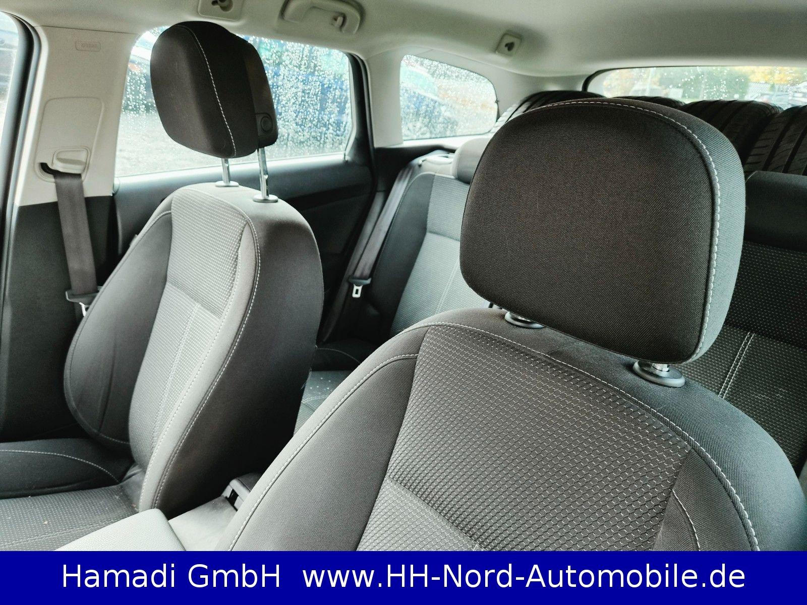 Opel Astra 2015 — photo 17