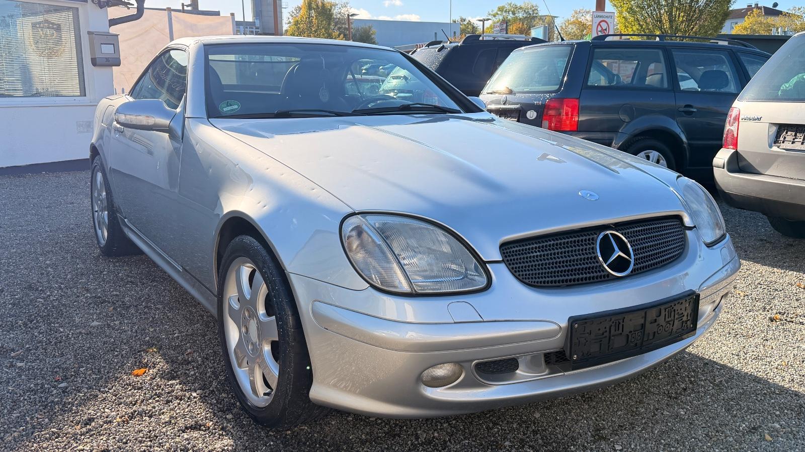 Mercedes-Benz SLK 320