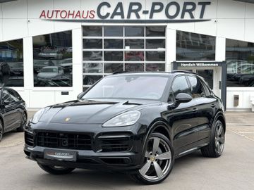 Porsche Cayenne - 1