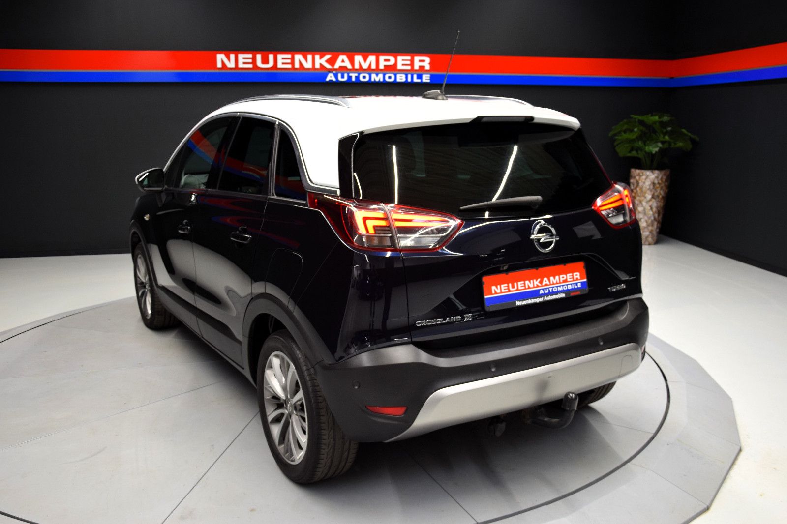 Fahrzeugabbildung Opel Crossland (X)