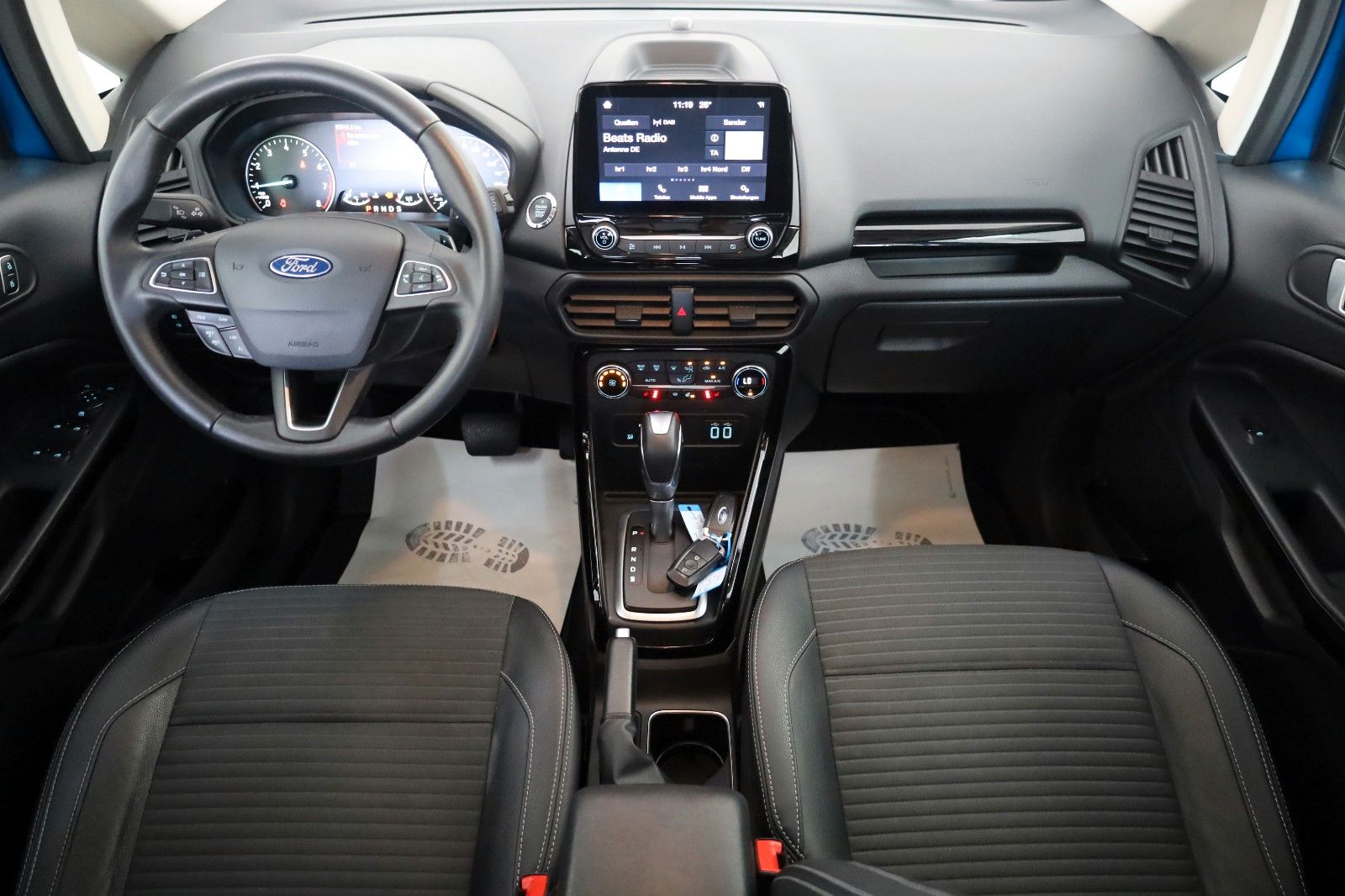 Fahrzeugabbildung Ford EcoSport Titanium Bi-Xenon,Kamera,SH,PDC,SR+WR