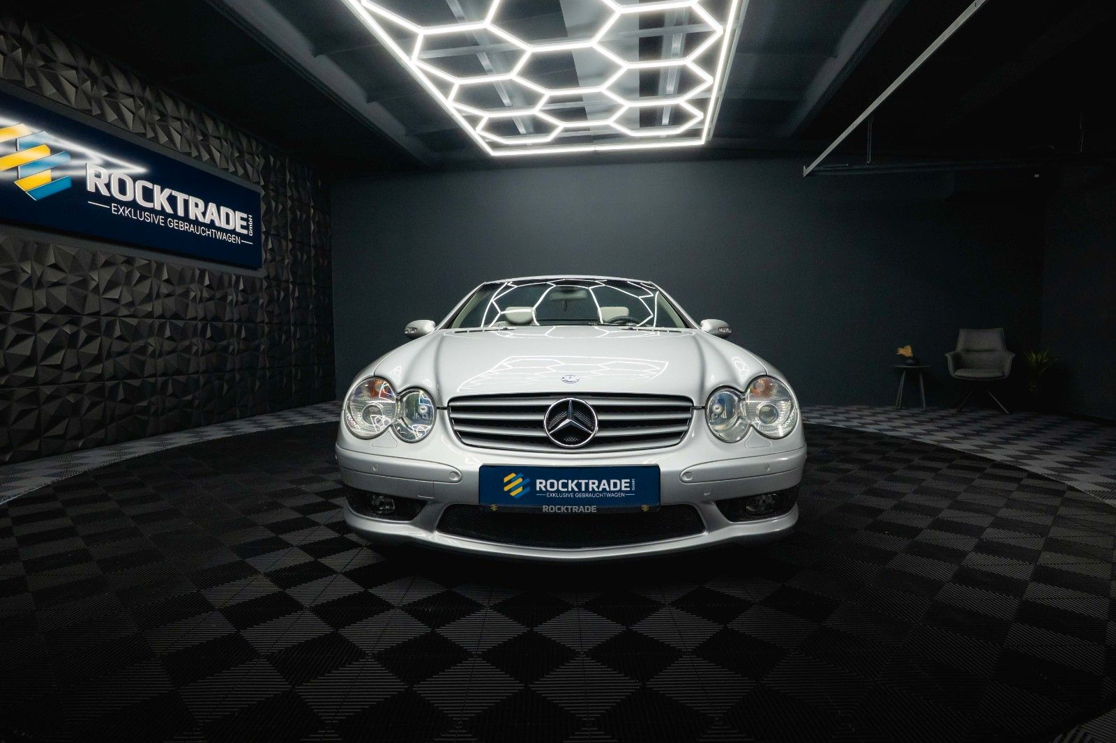 Fahrzeugabbildung Mercedes-Benz SL 500 AMG Paket *Facelift*ABC Sport*TÜV NEU*