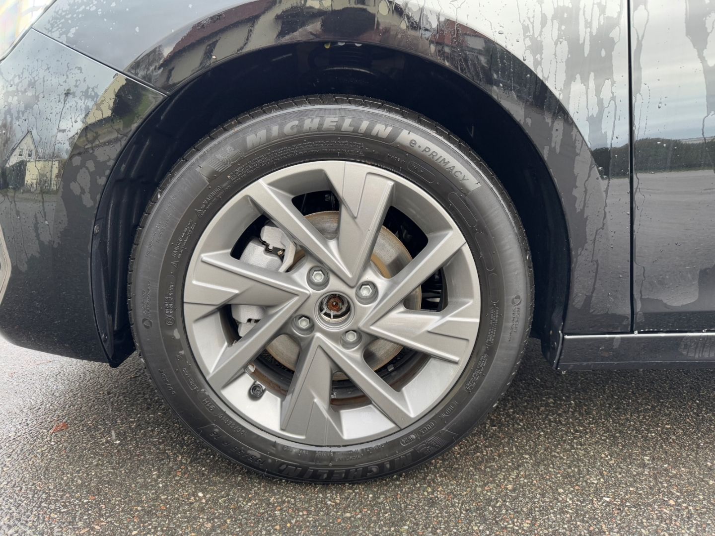 Fahrzeugabbildung Opel Corsa F 1.2 Turbo mit Sitz- und Lenkradheizung