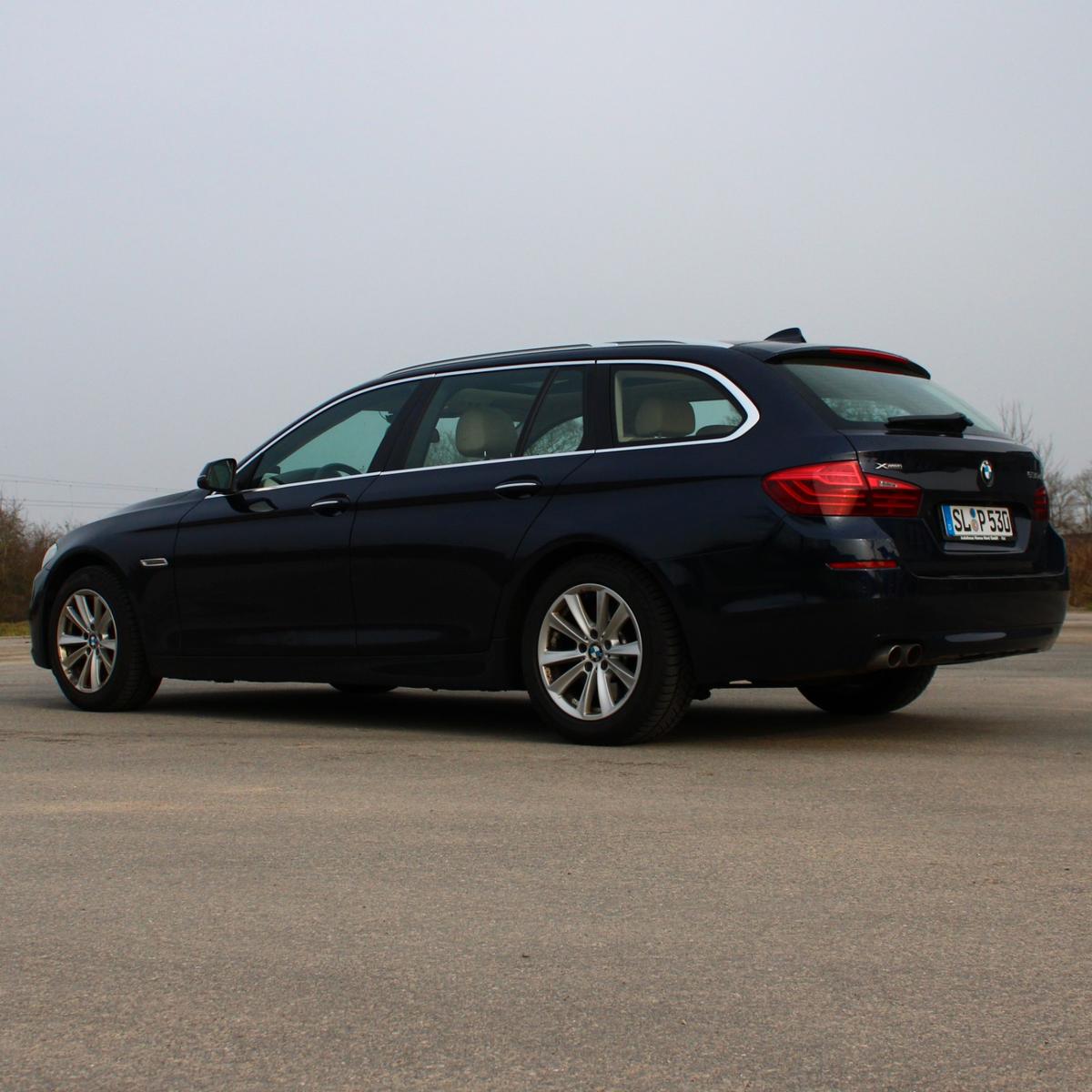 BMW 530d xDrive Touring LCI | Panorama | Scheckheft