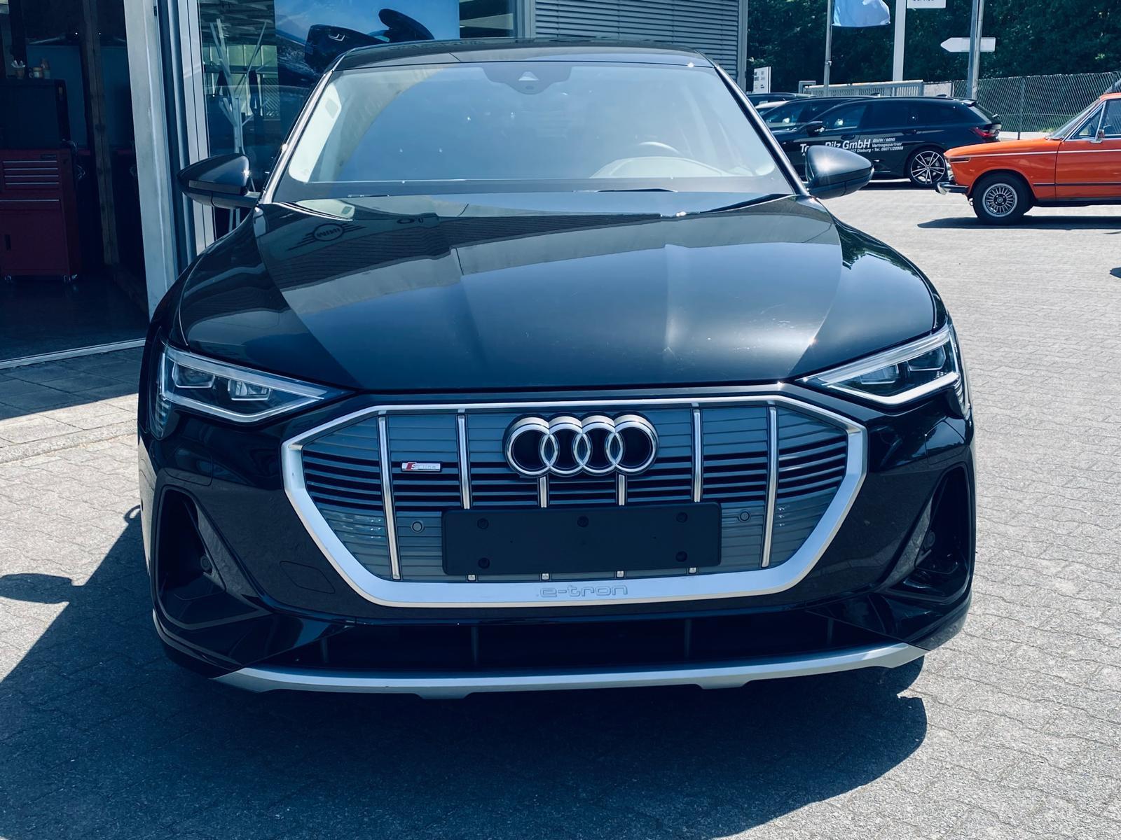Audi e-tron 55 Quat S LINE LUFT+LED+NAVI+SHZ+KAM+B&O+