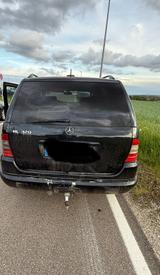 Mercedes-Benz ML 320 -7 Sitzer- TÜV - Mercedes-Benz aus 2000: Geländewagen