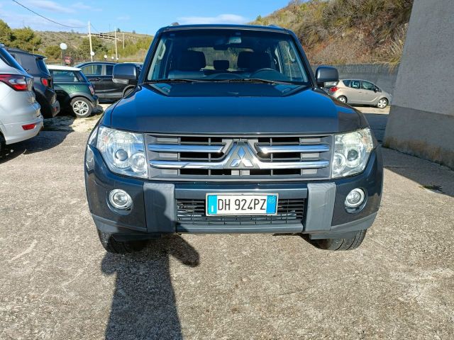 Mitsubishi Pajero 3.2 DI-D 16V 3p. Intense - 200