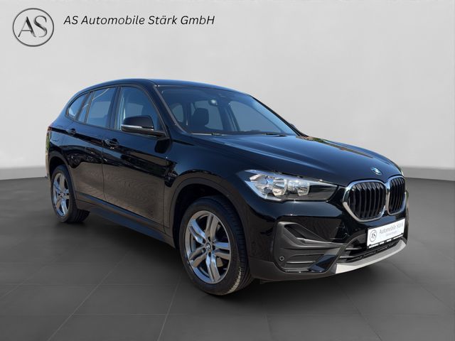 Fahrzeugabbildung BMW X1 sDrive 18i Automatik+Navi+DAB+AHK+PDC