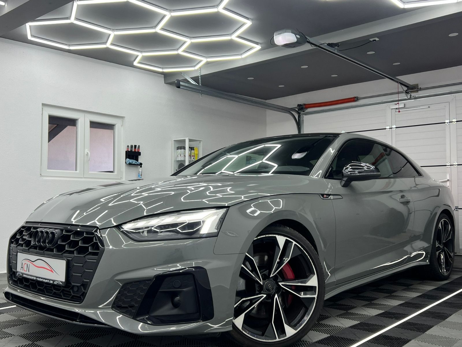 Fahrzeugabbildung Audi A5 Coupe 50 TDI Quattro Edition One S-LINE PLUS