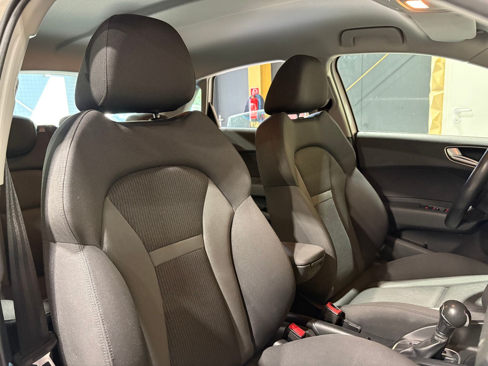 Fahrzeugabbildung Audi A1 Sportback design/S-TRONIC/PDC/NAVI/SHZ/KLIMA