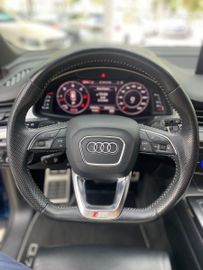 Audi Q7 - 10