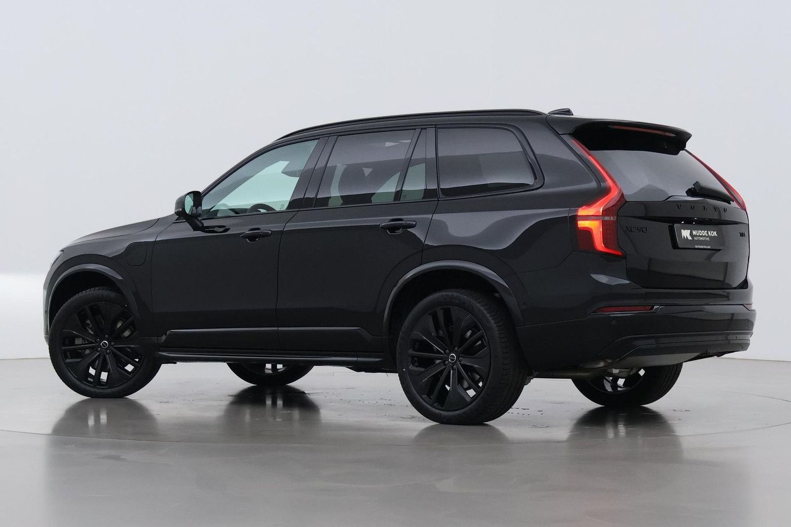Volvo XC90 T8 Ultra Black Edition | Bowers&Wilkins | l imagem 2