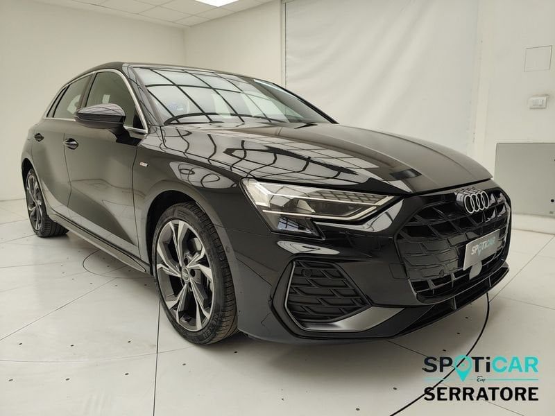Audi A3 IV 2024 Sportback Sportback 1.5 tfsi e S imagem 3