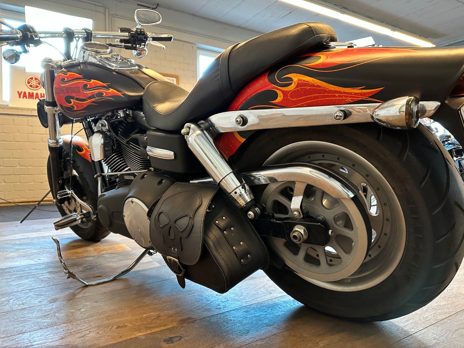 Fahrzeugabbildung Harley-Davidson FXDF Fat Bob - Sonderlackierung Nr. 76/200