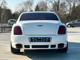 Bentley Continental Flying Spur   W12 6.0 Twin-Turbo - Bentley Continental: T