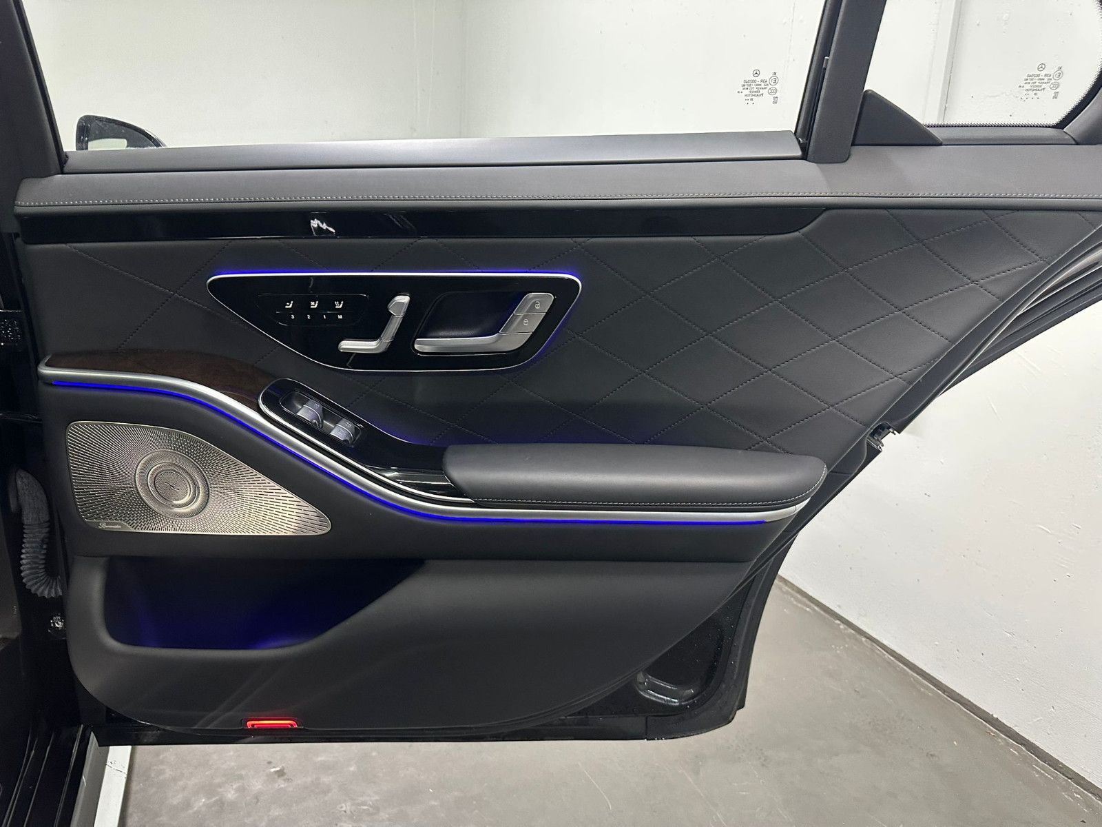 Fahrzeugabbildung Mercedes-Benz S 450 4MATIC L *AMG-LINE*ACTIVE BODY*EXKLUSIV*TV