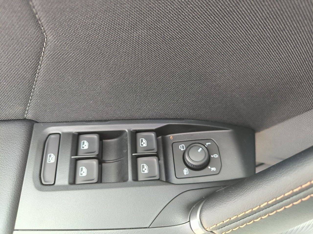 Fahrzeugabbildung CUPRA Formentor 1.5 e-TSI DSG Anhängerkupplung